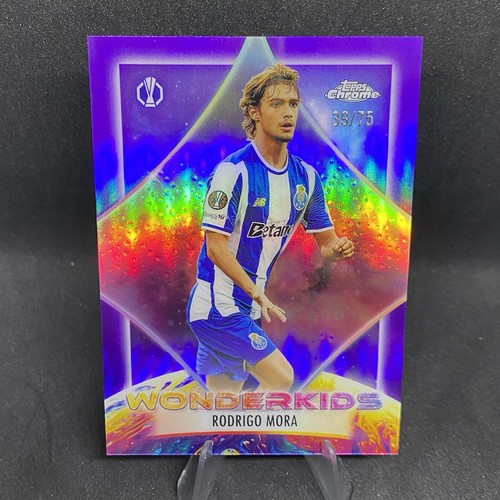 Rodrigo mora topps chrome ucc - mora,