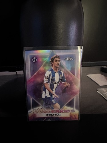 Rodrigo mora 2025 topps - rodrigo,